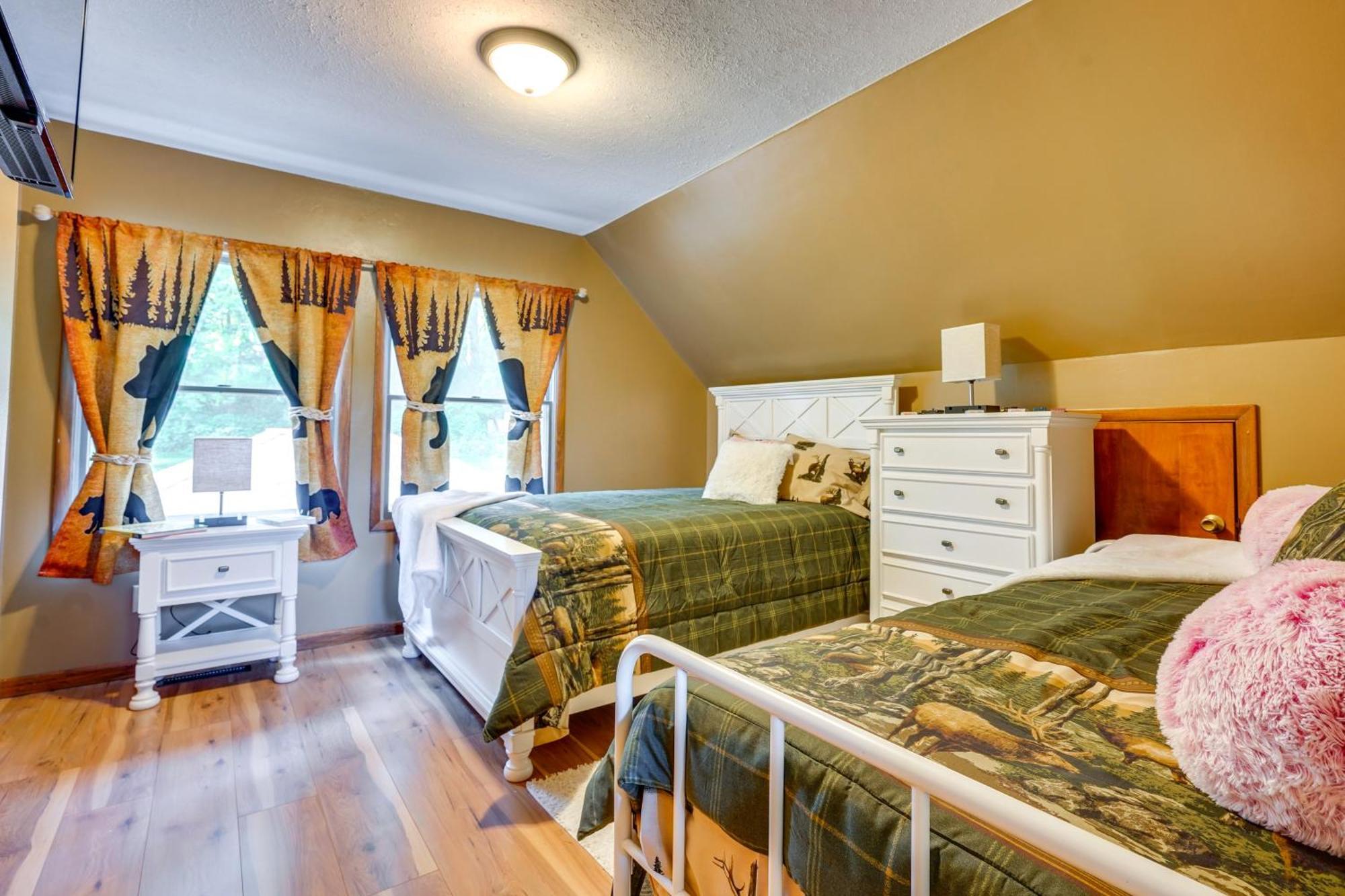 Howard Cabin Rental About 3 Mi To Apple Valley Lake! Mount Vernon Exterior foto